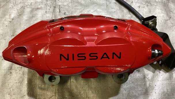 2023-2025 Nissan Z Performance Akebono Brake Calipers w/ Rotors / Red / Set of 4 / 6k NZ001 - Image 2