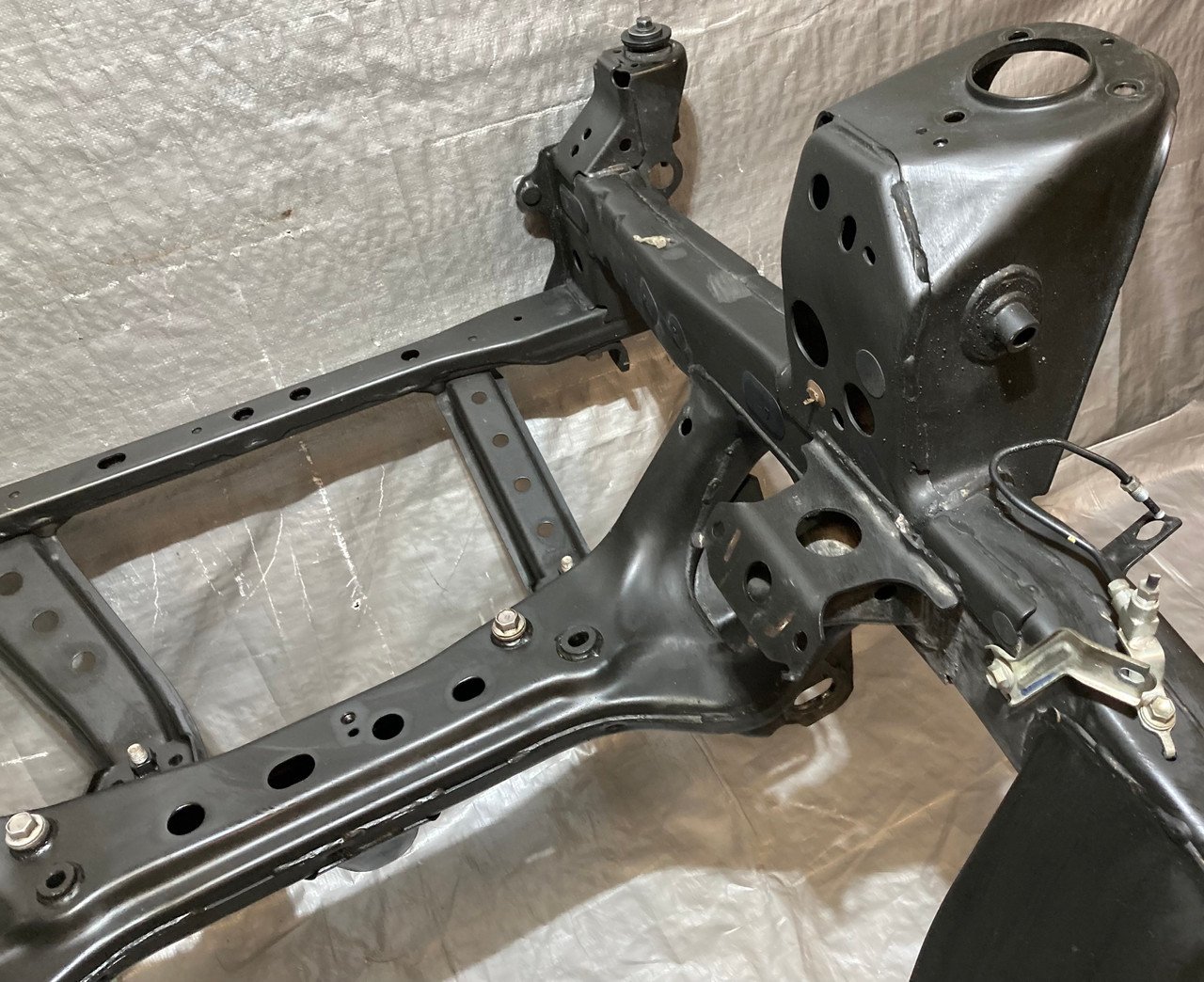2016-2023 Toyota Tacoma Double Cab RWD 2.7l Short Bed Complete Frame Rail Assembly / TC003 - Image 5