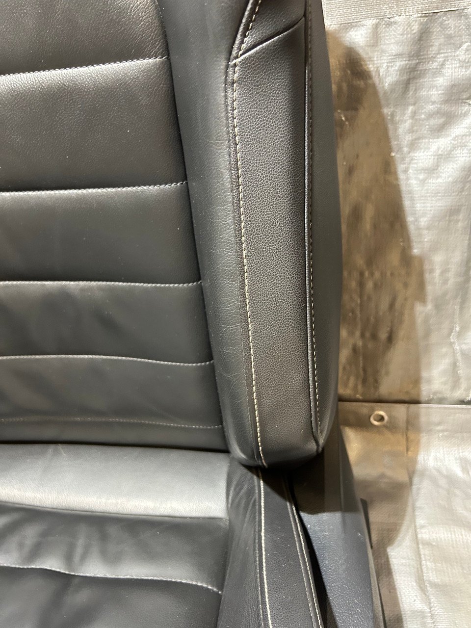 2015-2017 Volkswagen MK7 Golf R Black Leather Front Seats / Pair / M7R09 - Image 9