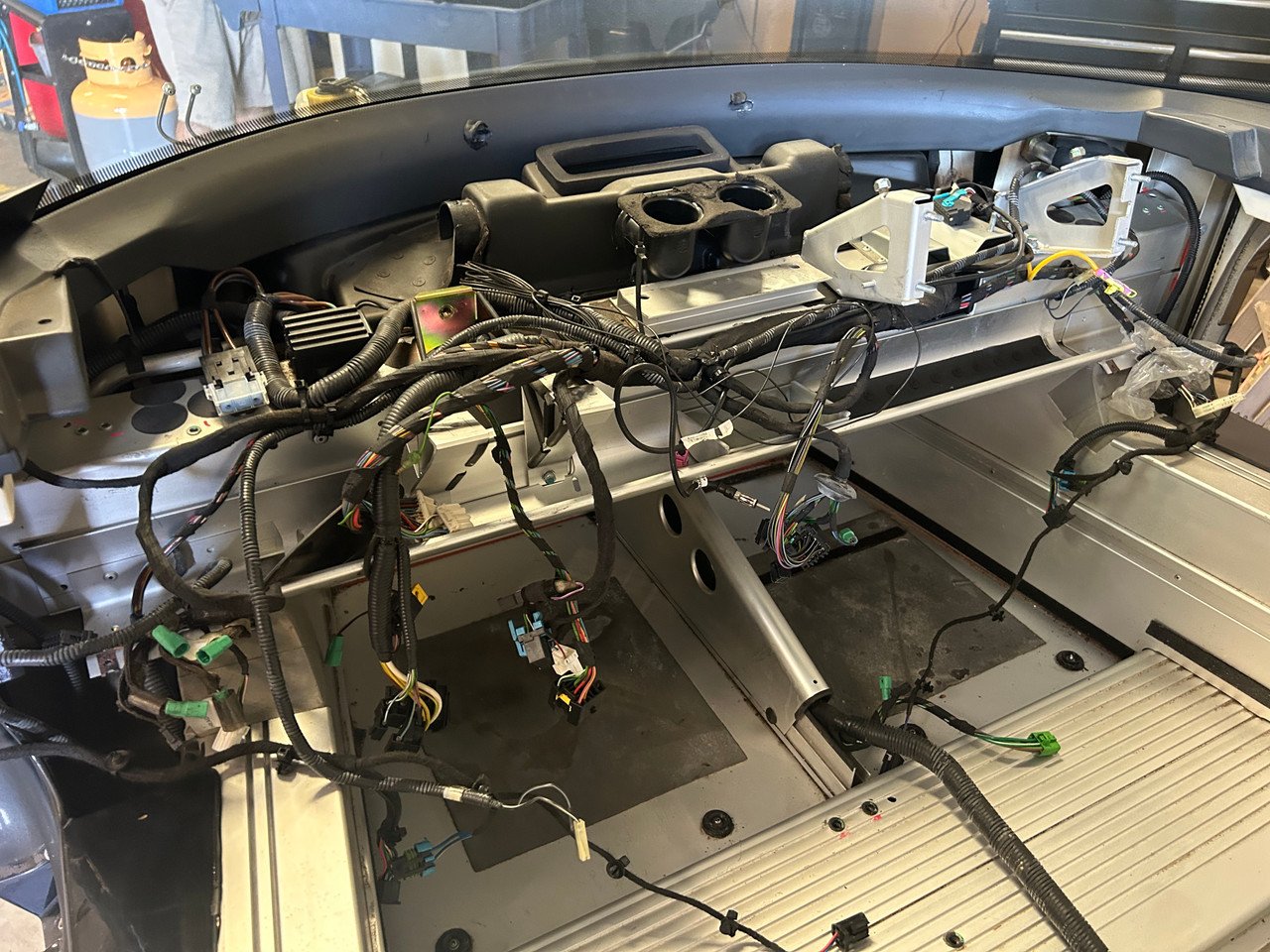 2005-2011 Lotus Elise OEM Vehicle Chassis Structure / *DAMAGE* / Starlight Black Metallic LEL01 - Image 27