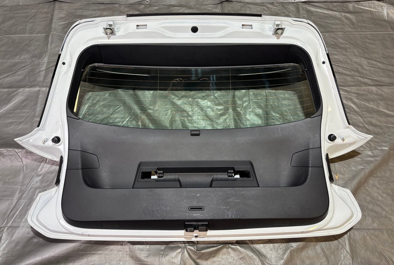 2022-2024 Volkswagen MK8 Golf R Rear Trunk Lid w/ Spoiler / Lights / M8R01 - Image 14