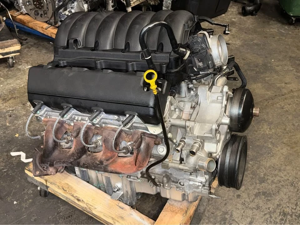2022-2024 Chevrolet Silverado Cadillac Escalade GMC Sierra 6.2L Engine 9K Miles - Image 7