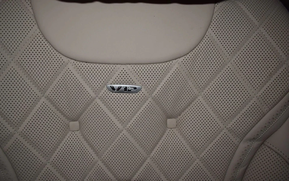 Genuine Mercedes S X222 Maybach Interior Seats Door Centre Console Tables - Image 6